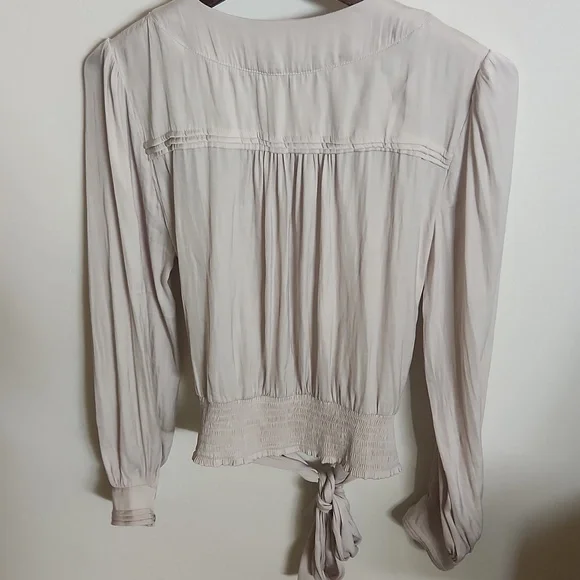 Anthropologie Tie Blouse Cream Beige Smocked Waist Size Small - Picture 6 of 6